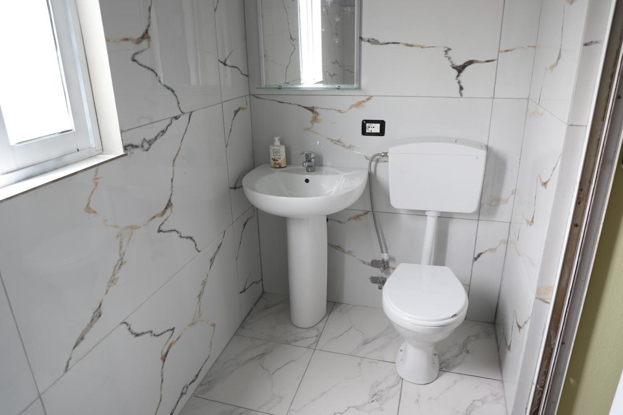 Guesthouse Katerina Berat Kültér fotó